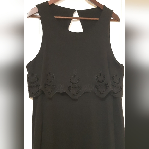 TOPSHOP Maternity Dress - Picture 2 of 5